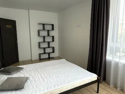 квартира за адресою Салютна вул., 2к3