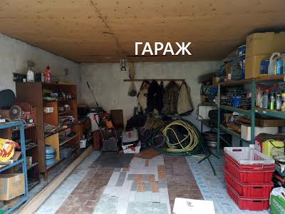 дом по адресу Першотравнева