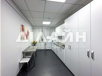 комерційна за адресою Леоніда Жаботинського вул. (Правди), 25