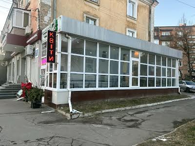 комерційна за адресою Пластова, 4