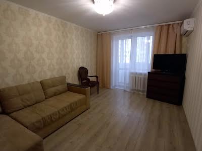 квартира за адресою Левітана вул., 67
