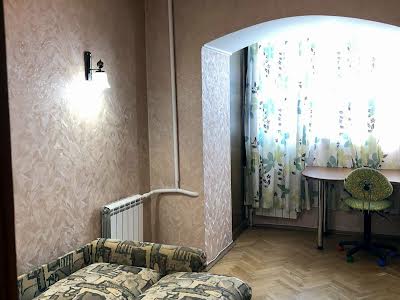 квартира за адресою Валерія Лобановського просп. (Червонозоряний), 18