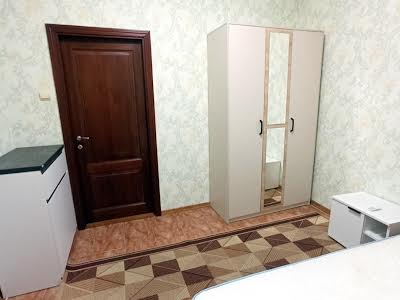 квартира по адресу Жмеринская ул., 1