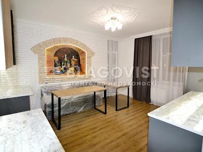 квартира за адресою Дмитрівська, 60/19