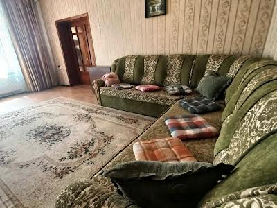 будинок за адресою Окружна вул.