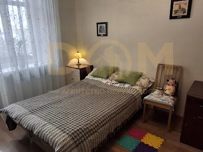 квартира за адресою Черняховського вул., 12