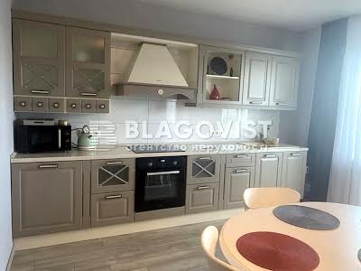 квартира по адресу Забилы Виктора ул., 5