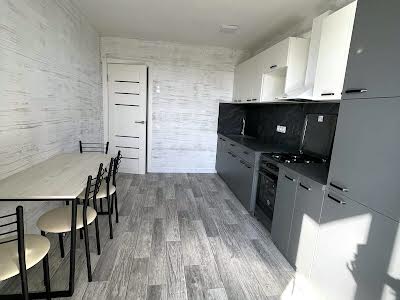 квартира за адресою вулиця Смілянська, 122/3
