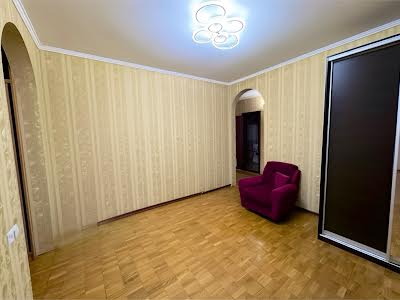 квартира за адресою Милославська вул., 31-Б