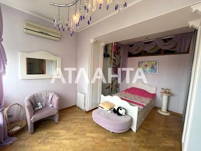 квартира за адресою Педагогічна вул., 27