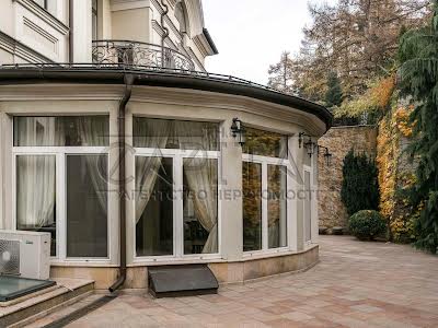 дом по адресу Пирятинская ул., 19
