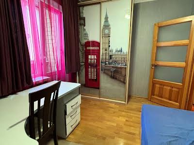 квартира за адресою Озерна вул., 22