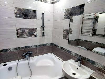 квартира за адресою Каденюка вул., 10