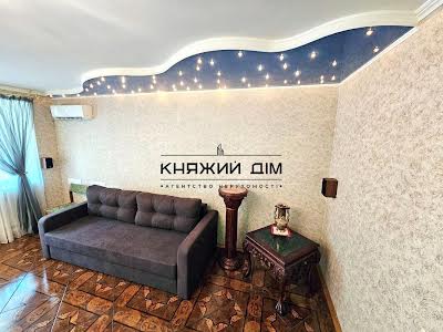квартира за адресою Миколи Міхновського бульв. (Дружби Народів), 10-А