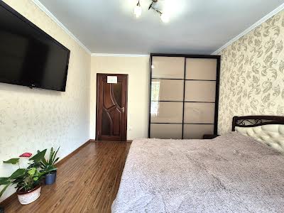 квартира за адресою Анатолія Бортняка вул., 2