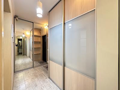 квартира по адресу Олены Пчилки ул., 2Б