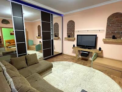 квартира за адресою Кобилянської вул., 10