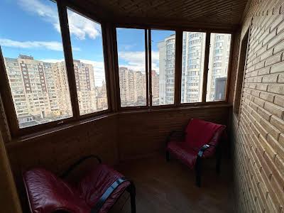 квартира за адресою Володимира Івасюка просп. (Героїв Сталінграду), 18-А
