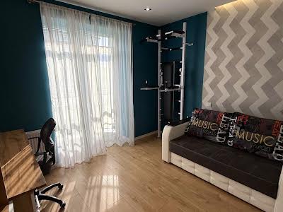 квартира по адресу слобідська, 9
