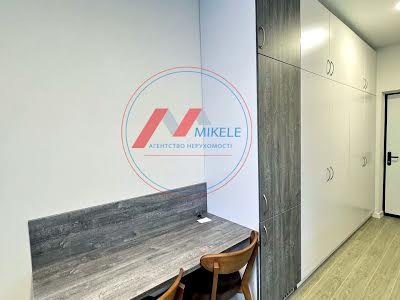 квартира за адресою Залізнична вул., 32