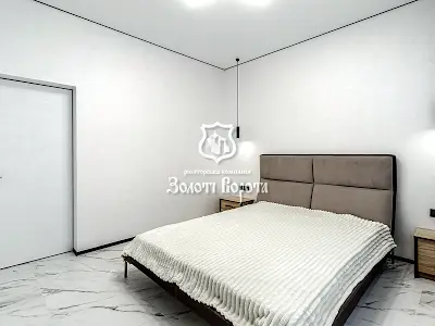 дом по адресу Шкільна, 2