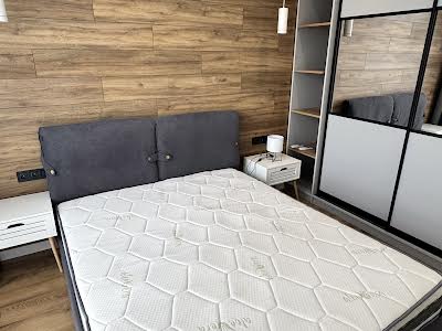 квартира за адресою Зарічна вул., 2к2