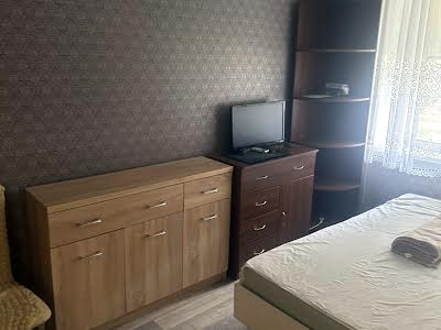 квартира за адресою Празька вул., 21/1