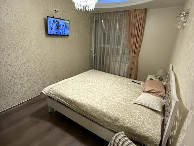 квартира по адресу Драгоманова ул., 6/1