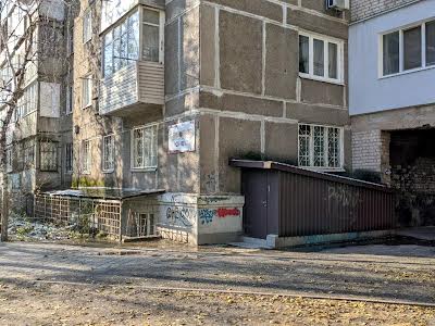 коммерческая по адресу Калиновая ул., 68