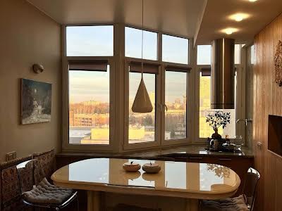 квартира за адресою Авіаконструктора Ігоря Сікорського вул. (Танкова), 4-Б