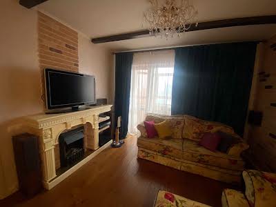 квартира за адресою Дегтярівська вул., 25а к1