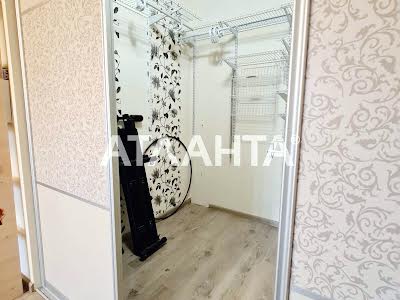 квартира по адресу Небесной Сотни просп. (Маршала Жукова), 10