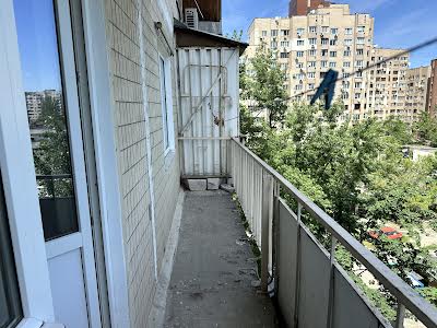 квартира за адресою Йорданська вул. (Лайоша Гавро), 8