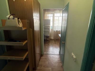 квартира за адресою Романа Шухевича просп. (Генерала Ватутіна), 24-Б