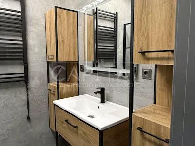 квартира за адресою Степана Бандери просп., 32-Д