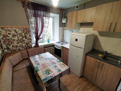 квартира за адресою Героїв УПА вул. (Кирпоноса), 15-Б