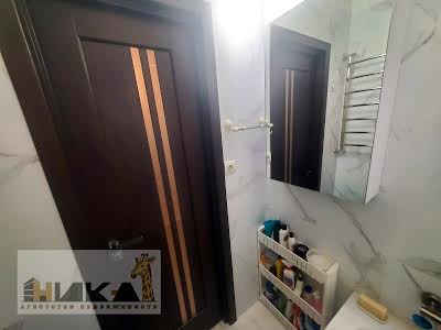 квартира по адресу Независимой Украины ул. (40 лет Советской Украины), 39-В