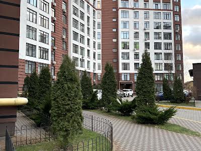 квартира за адресою Садова вул., 51В