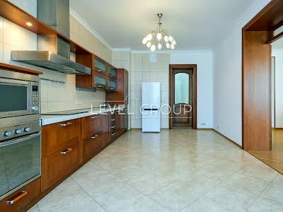 квартира по адресу Паторжинского ул., 14