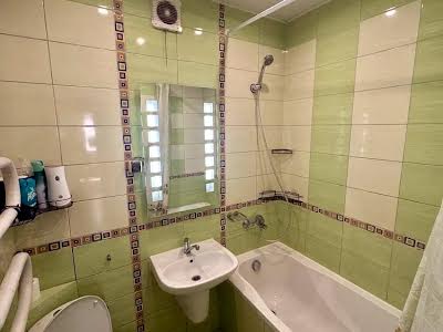 квартира за адресою Пасічна вул., 56