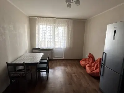 квартира по адресу Ревуцкого ул., 54