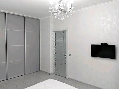 квартира за адресою Саперно-Слобідська вул., 10