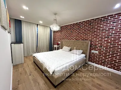 квартира за адресою Амвросія Бучми бульв., 2