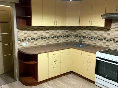 квартира по адресу Ревуцкого ул., 42-А