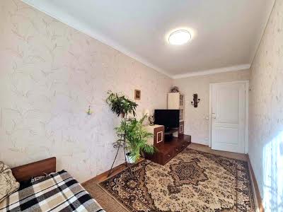 квартира за адресою Михайла Бойчука вул. (Кіквідзе), 23