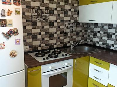 квартира по адресу Быкова Леонида бульв., 6