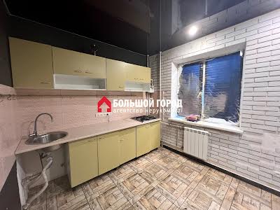 квартира за адресою Запорізька вул., 8