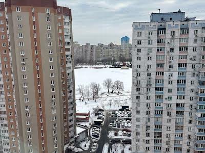 квартира по адресу Драгоманова ул., 2