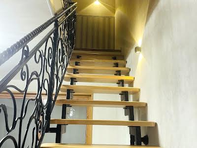квартира по адресу Ровно, Марко Вовчок ул., 21б