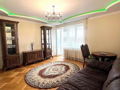 квартира за адресою Жасминова вул., 11